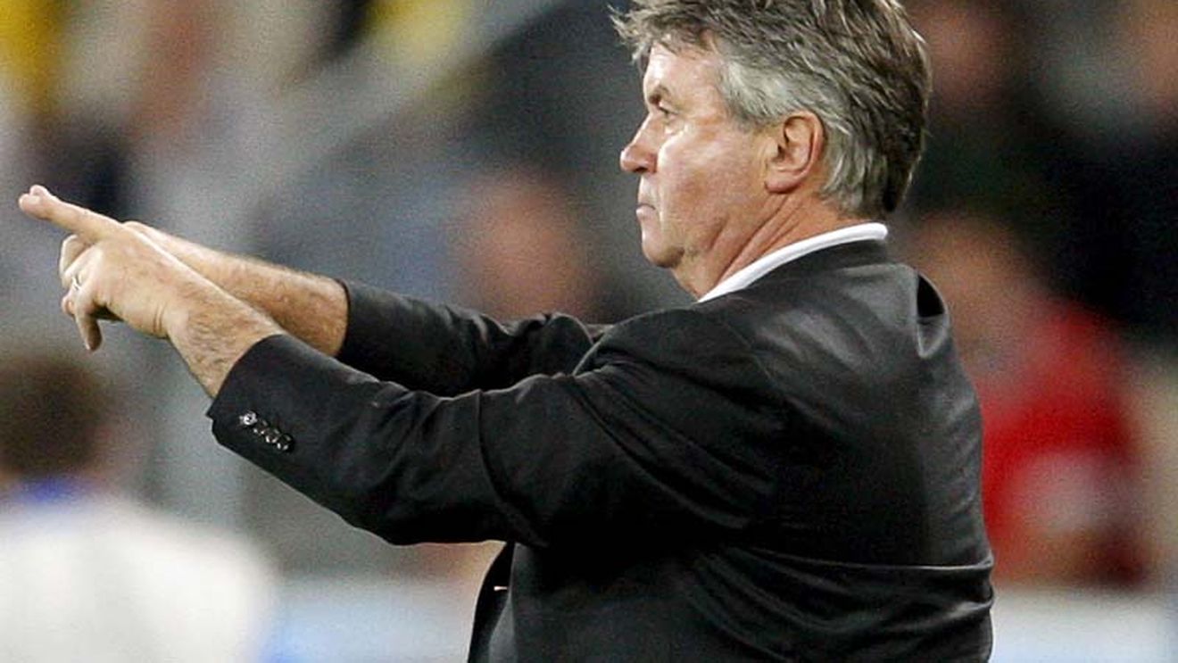 Hiddink: "Titularii Olandei s-au odihnit cu România"