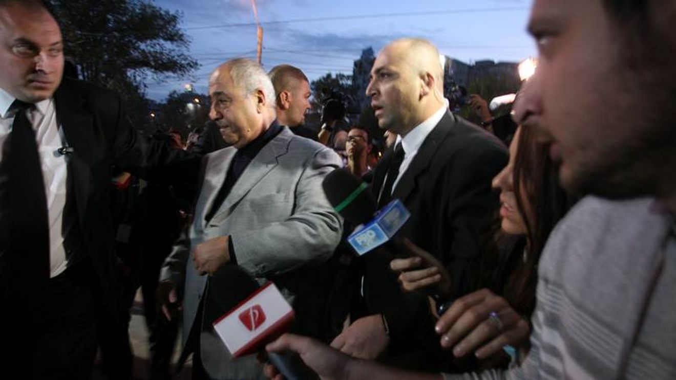 VIDEO EXCLUSIV SPORT.RO Taher, luat la pietre!