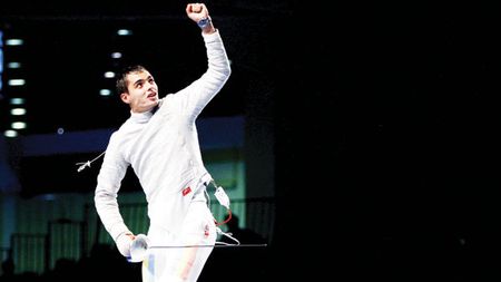 SUPER INTERVIU** cu Rareș Dumitrescu: "Gata cu d''Artagnan! Spuneți-mi Zorro"