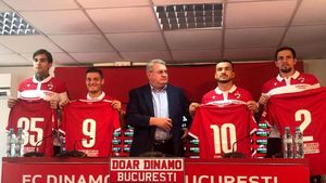 Fostul manager general al lui Dinamo distruge noile transferuri ale „câinilor”: „Toți la un loc nu fac cât Paul Anton! E praf în ochii fanilor” | VIDEO EXCLUSIV ProSport Live