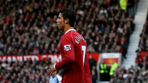 Ronaldo, ovaționat de englezi pe Old Trafford. Ce mesaje au afișat fanii