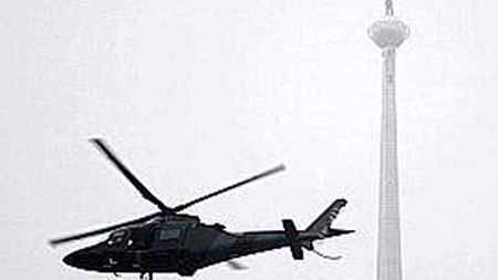 SUPERFOTO** "Spiderman" a escaladat Turnurile Petronas!