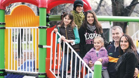 De ziua națională,** de la un neo-zeelandez: "România, TE IUBESC"