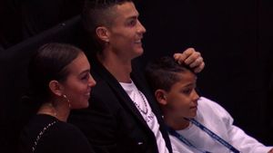 Turneul Campionilor | Debut lin pentru Djokovic. FOTO & VIDEO: Cristiano Ronaldo l-a eclipsat pe "Nole". Starul lui Juve s-a făcut de râs în tribună