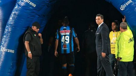 Ronaldinho a părăsit gruparea mexicană Queretaro