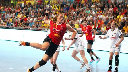 România debutează miercuri, de la ora 19:00, în preliminariile Campionatului European 2018 cu o partidă împotriva Austriei. Herbert Muller: "Nu cred că mai avem puterea să surprindem România!". Cea mai bună jucătoare a Austriei s-a retras