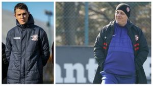 Nicolae Grigore îl așteaptă cu brațele deschise la Rapid pe Marius Șumudică: ”Este, în momentul ăsta, unul dintre antrenorii foarte buni ai României. Ar putea să asigure promovarea”
