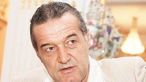 Gigi Becali, prezent la meciul Stelei II