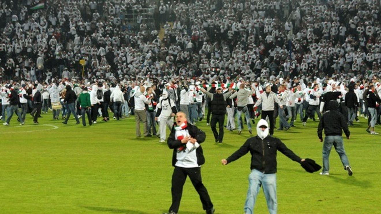 Englezii fac curățenie înainte de EURO!** Ce măsură dură a luat poliția din Regat și cum sunt "loviți" huliganii