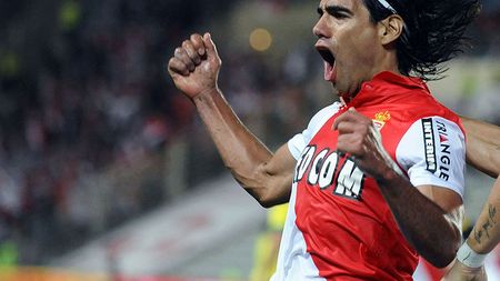 Atacul, cea mai mare problemă a lui Van Gaal. "Editorialistul" Paul Scholes a dat verdictul: "Falcao, Rooney și Van Persie nu pot evolua în același 11"