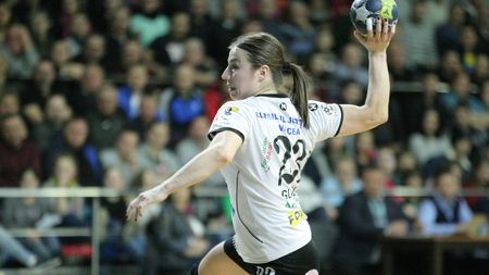 „Au mușcat din tigroaice"! Vâlcea este la un pas să câștige titlul în Liga Națională, după o noapte memorabilă. Cronica meciului retur cu CSM București 