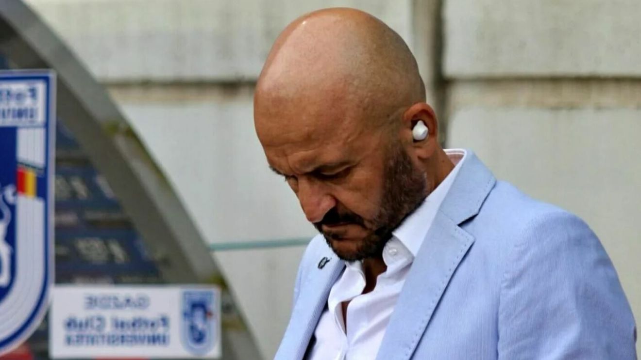 Adrian Mititelu, prima reacție după ce palmaresul Universității Craiova a ajuns la Clubul Sportiv: "Nu am pierdut războiul! E ca la FCSB cu CSA Steaua" | EXCLUSIV