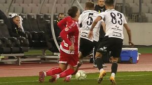 U Cluj - UTA Arad 2-1! Video Online în optimile de finală ale Cupei României! Surpriză în Ardeal! Adrian Petre, gol la redebutul pentru arădeni