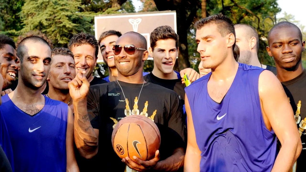 Nike a scos de pe piață toate produsele cu imaginea lui Kobe Bryant: 