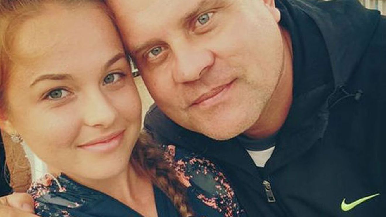 INTERVIU | Andrada Surdeanu, junioarea bătută de tată după un meci: "M-am așezat în genunchi, mi-am pus palmele la față, ca să nu mă mai poată lovi. Aveam puțin sânge, eram speriată, tremuram". Lucian Surdeanu va fi eliberat miercuri