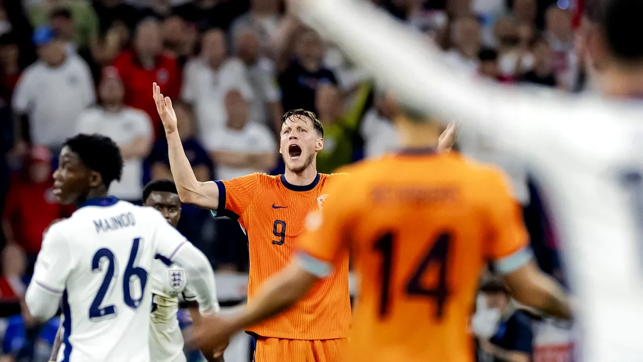 Au ieșit la iveală imaginile care transformă cea mai controversată fază din Anglia - Olanda 2-1 în cea mai controversată fază de la EURO 2024! VAR trebuia să intervină și să ia o decizie care răsturna totul în semifinală