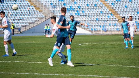 Un fundaș din Liga 2, aproape de un gol antologic în ultima etapă. Transversala s-a opus, dar tot a înscris decisiv împotriva fostei sale echipe. ”Mi-am dorit victoria mai mult ca orice alt coechipier. Nu au fost corecţi faţă de mine”