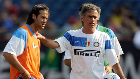 Mourinho a vorbit despre Chivu chiar înaintea returului cu PSG. Declarație emoționantă despre fostul căpitan al naționalei