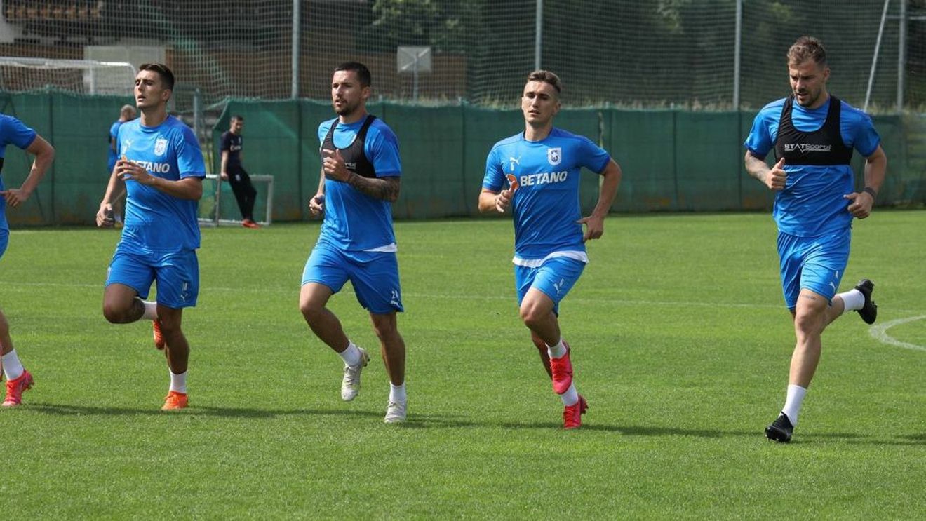 Vătăjelu, surprins de pregătirea din cantonamentul Universităţii Craiova