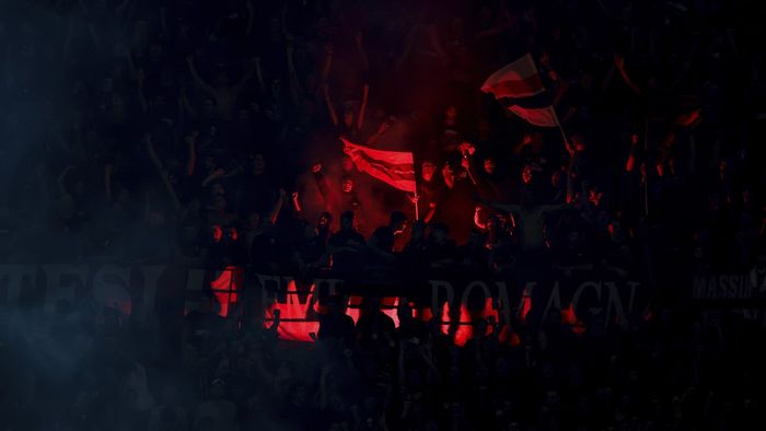 Caracatița ultrașilor care au format o organizație criminală a dus la arestarea a 19 fani ai rivalelor din oraș!
