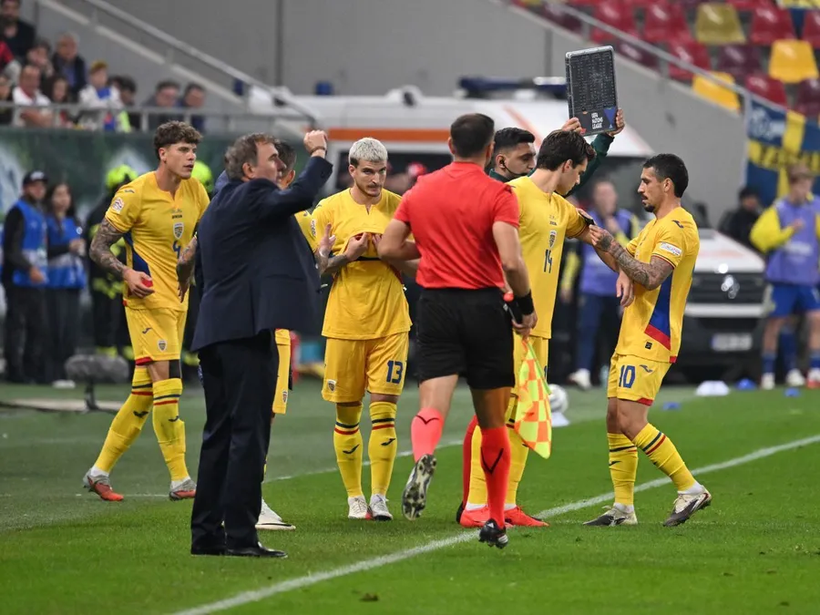 Victor Pițurcă a dat cărțile pe față despre Gică Hagi și Ianis Hagi. Sursa foto: Sport Pictures