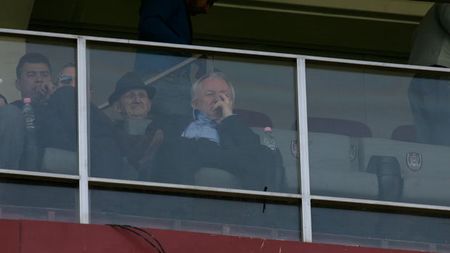 Crăciunul vine pe 10 septembrie pentru FC Vaslui!** Porumboiu anunță că va schimba echipa: "Am o poftă nebună de transferuri"