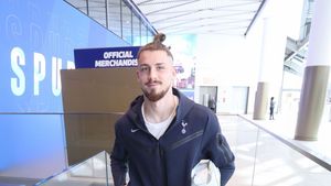 Încă o veste teribilă pentru Radu Drăgușin. Transferul de 70.000.000 de euro care face ca totul să devină aproape imposibil la Tottenham