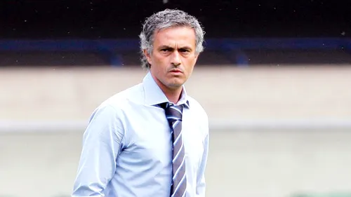 Mourinho vrea să revină la Londra, dar cere control total asupra clubului
