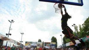VIDEO / EURO DUNK CONTEST