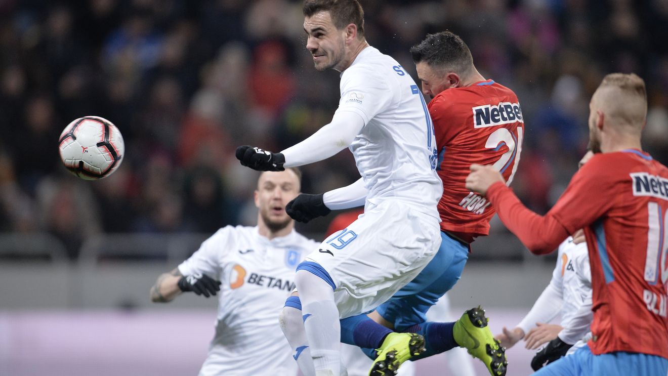 FCSB rămâne în Hora pentru titlu. Piglia... Ceni! Portarul oltenilor l-a imitat pe celebrul Rogerio Ceni și a înscris din penalty. Cronica meciului FCSB - U Craiova 3-2 