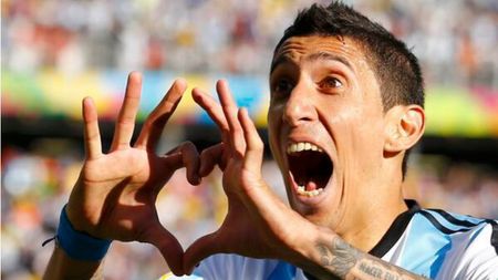 Di Maria și filmulețul care îi poate aduce o amendă colosală. Gesturile obscene ale mijlocașului lui United: "Asta este pentru tine"