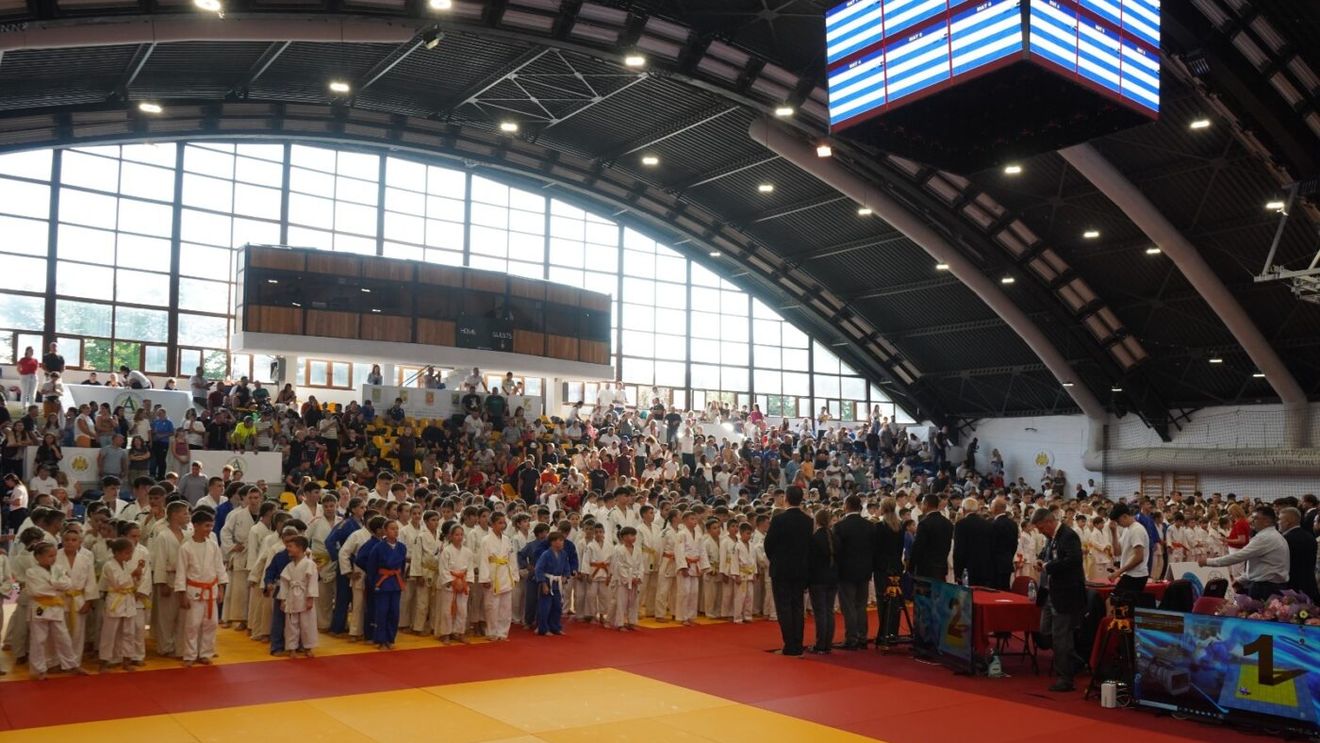 Violeta Beclea Szekely, fosta mare atletă, între 800 de judokani la Sala Agronomia! „Multă lume m-a întrebat...”. EXCLUSIV