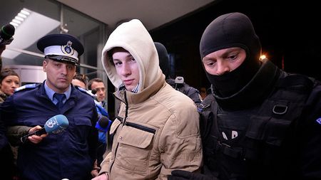 Tânărul de 17 ani din Craiova reținut pentru propagandă jihadistă a fost legitimat la Școala de Fotbal Gică Popescu