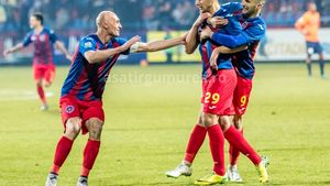 INTERVIU | Țucudean povestește golul etapei. Denivelarea, norocul și sfatul fostului antrenor de la Charlton, Bob Peeters. "Dacă nu aș fi șutat..." 