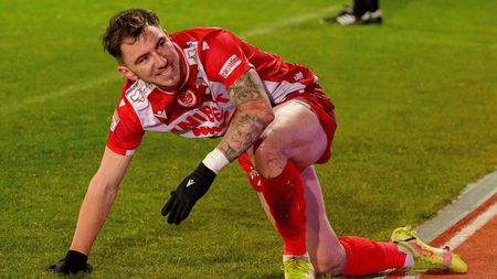 Când au început amenințările suporterilor lui Dinamo la adresa jucătorilor și cine sunt ultrașii care l-au umilit pe Deian Sorescu după meciul cu CS Mioveni