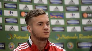 Pușcaș a fost MVP-ul partidei cu Islanda, dar rămâne modest: "Sunt tânăr și nu joc constant, am nevoie de meciuri în picioare"