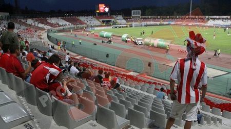"Câinii" și-au blindat stadionul!