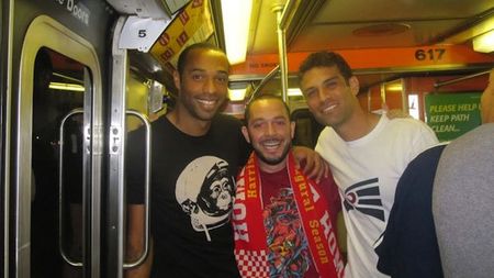 Staruri care și-au mutat popularitatea în transportul public!** Cum ar fi să dai de Mutu în metroul din București?