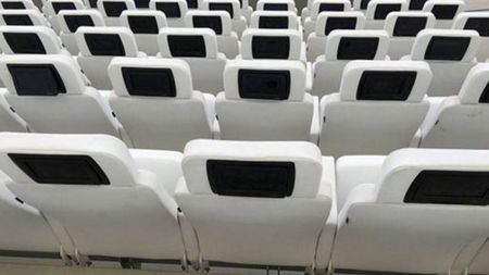 FOTO SPECTACULOS | Beșiktaș și-a inaugurat noul stadion. Aproape toate scaunele au montate monitoare TV. Prețul surprinzător pe care l-au plătit turcii