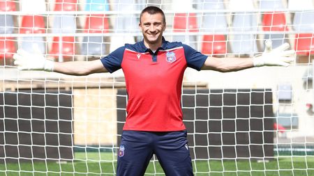 Vasili Hamutovski s-a întors în Ghencea! Funcția pe care o va avea fostul portar la Steaua: ”Sunt foarte fericit să revin aici”