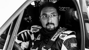 Cine este Adrian Răspopa, pilotul care și-a pierdut viața într-un tragic accident: „De acolo mi s-a înfiripat dragostea asta!”