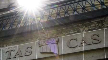 TAS, neîndurător cu românul. A pierdut aproape 140.000 de euro