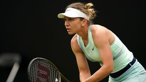 Simona luptă pentru finala de la Birmingham » Am făcut pariurile la semifinala Beatriz Haddad Maia si Simona Halep »»