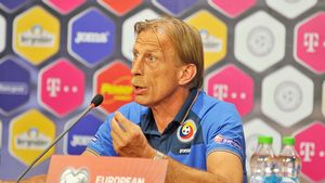 "Îmi place mult de el, e un jucător fantastic. Dacă are întrebări, mă poate suna!" Daum a închis "capitolul Alibec": "Poate așa se practică în România, dar..."