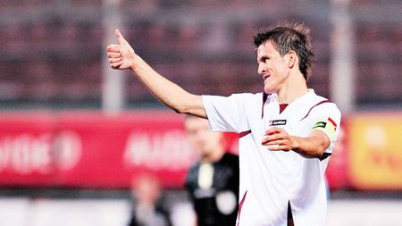 BÃ¶lÃ¶ni îl ia pe Lazăr la PAOK!** Lazăr este foarte aproape de transferul așteptat toată vara