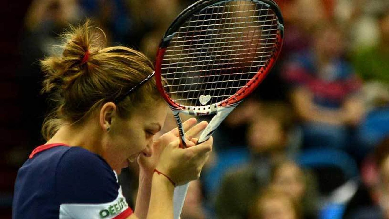 Halep după victoria cu Ivanovic: "Am ceva probleme la picior, dar sunt foarte fericită că am învins"