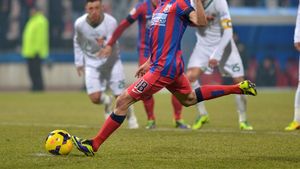 L-a făcut uitat pe Bourceanu în doar două meciuri. Sânmărtean strânge laude în Ghencea: "Mi-a plăcut foarte mult" Regretul lui Gică Popescu