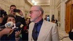 Gigi Becali știe ce se va întâmpla cu moțiunea împotriva lui Ilie Bolojan: „Am venit să votez!”. Ce zice de viitorul premier