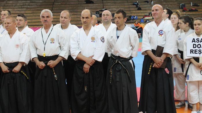 Ieșenii au dominat finalele Campionatului Național de Karate Tradițional