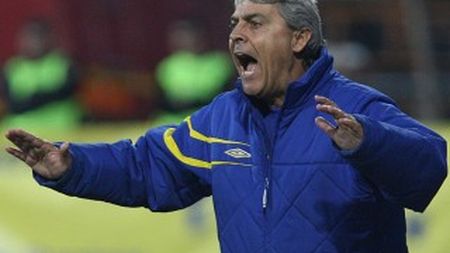 Cârțu: "Am fost eliminat pentru că am vărsat o sticlă cu apă!"